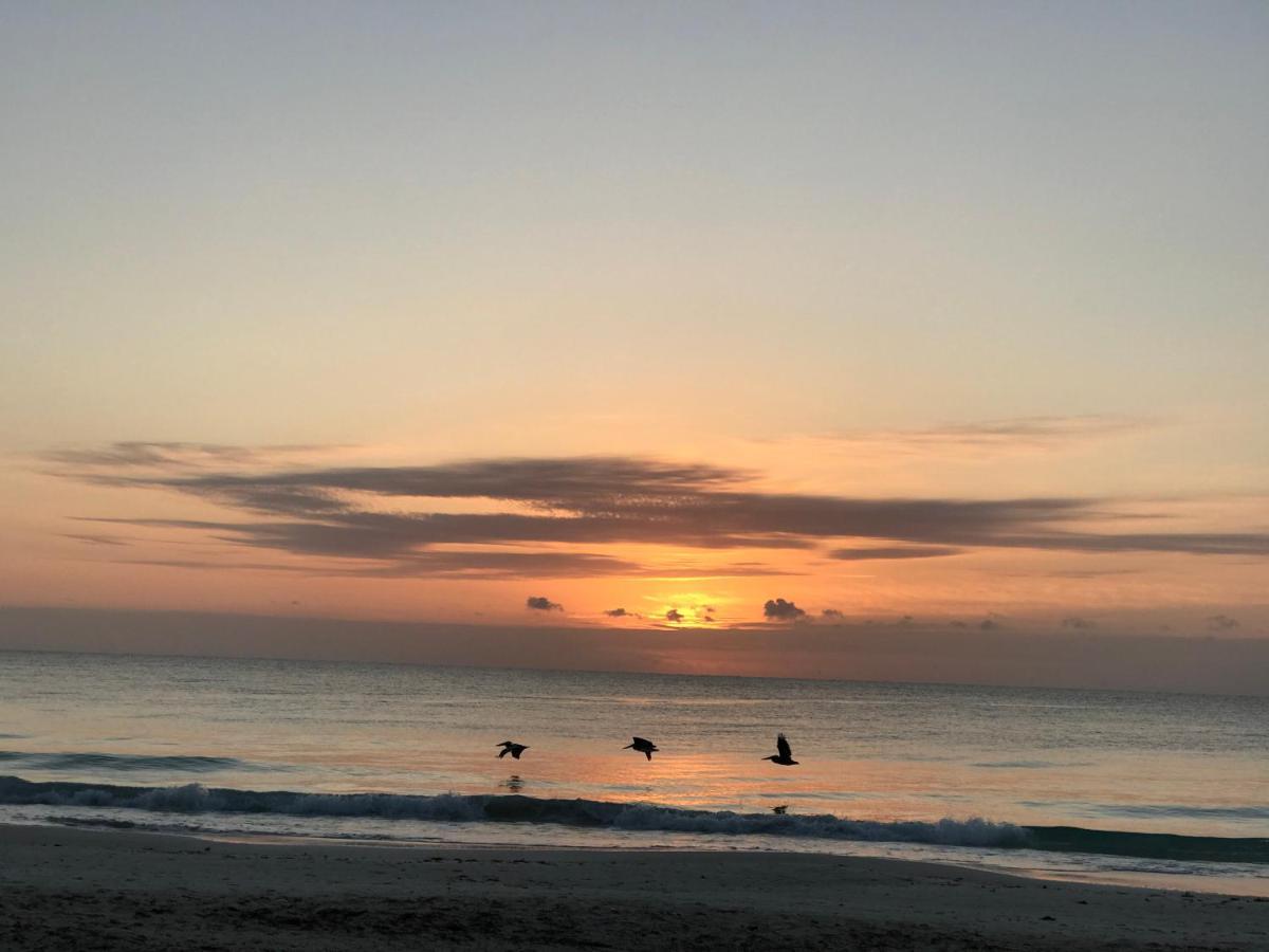 Chavez Eco Beach Camping And Cabanas Tulum Esterno foto