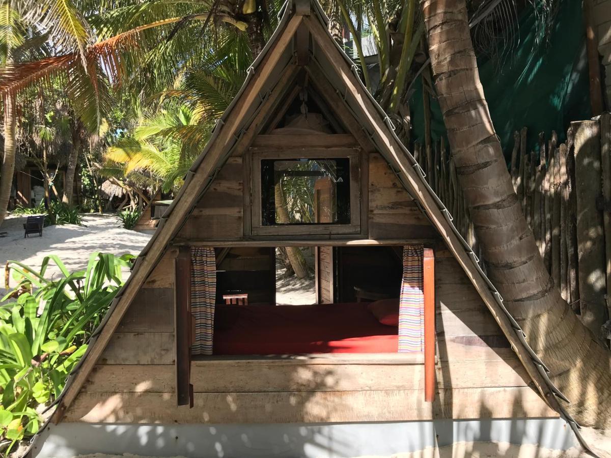 Chavez Eco Beach Camping And Cabanas Tulum Esterno foto